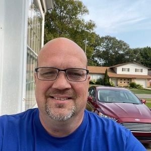 Meet your Posher, Eric